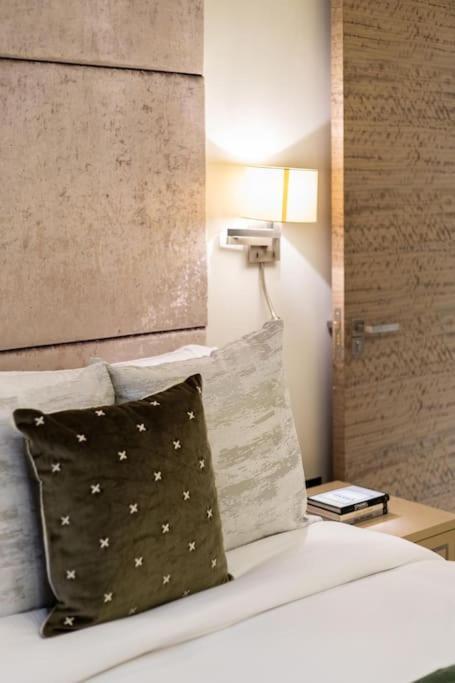 Apartment Stylish 2 Bed Split Level Flat