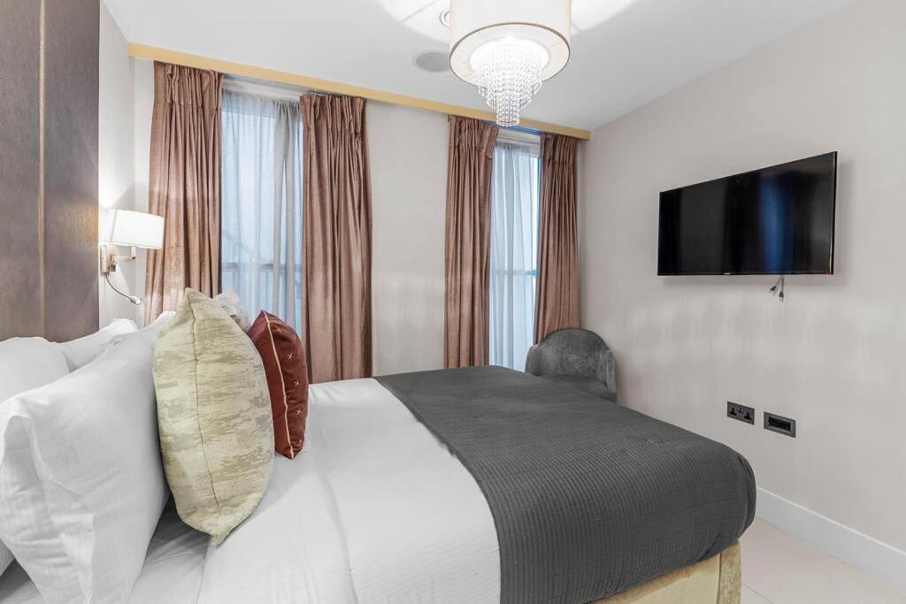 Appartamento Stylish 2 Bed Split Level Flat Londra
